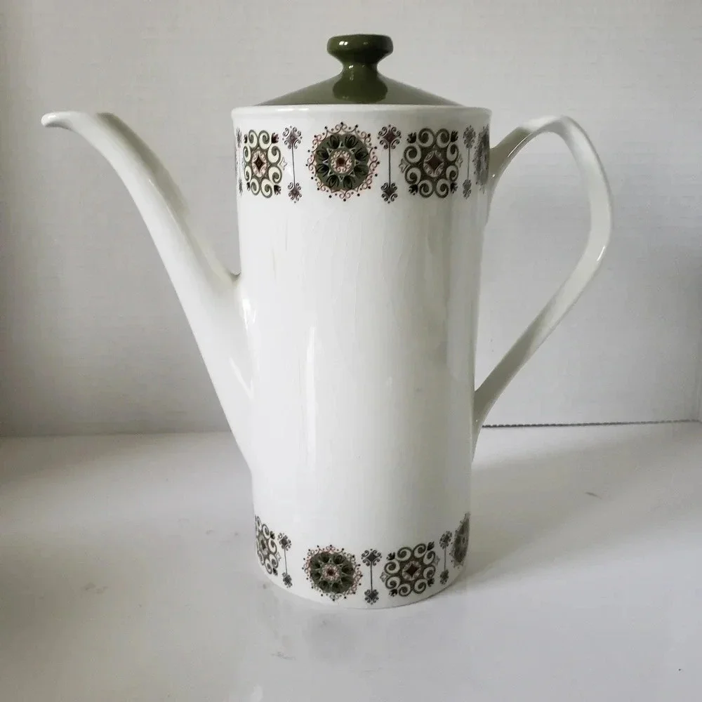 Vintage 1960s Johnston Brothers Large Green/White Coffee/Tea Pot. - Picture 2 of 12
